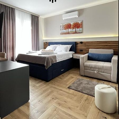 Caka Luxury Rooms & Restaurant Cuprija Bagian luar foto