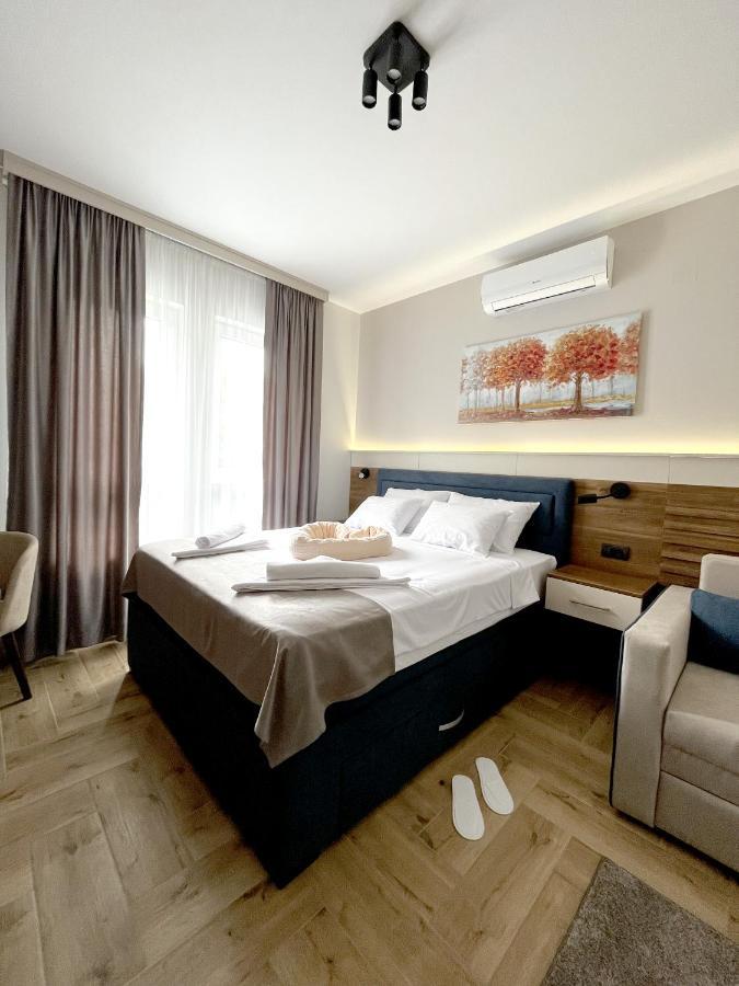 Caka Luxury Rooms & Restaurant Cuprija Bagian luar foto