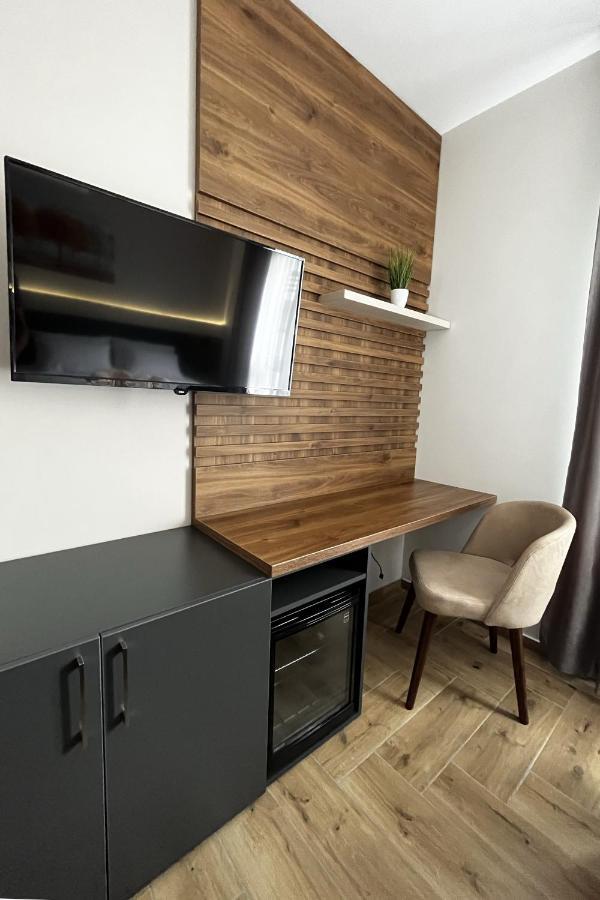 Caka Luxury Rooms & Restaurant Cuprija Bagian luar foto