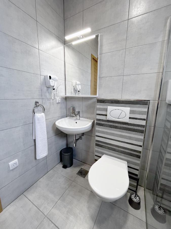 Caka Luxury Rooms & Restaurant Cuprija Bagian luar foto
